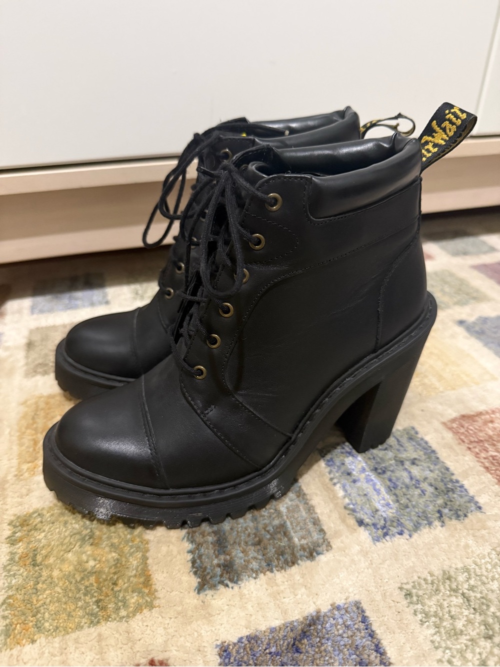 Dr. Martens Averil Leather Heeled Ankle Boots size US L 7